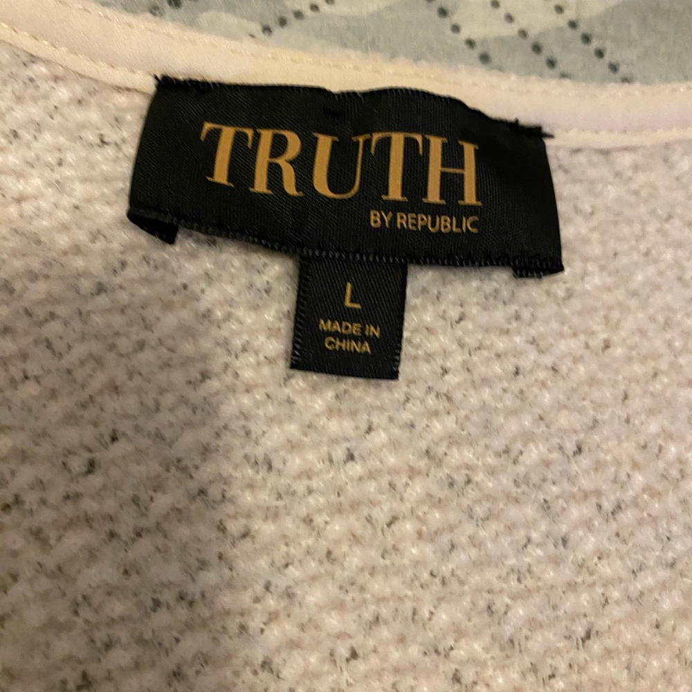 Truth By Republic Tank top, NWOT, ivory - Picture 2 of 3